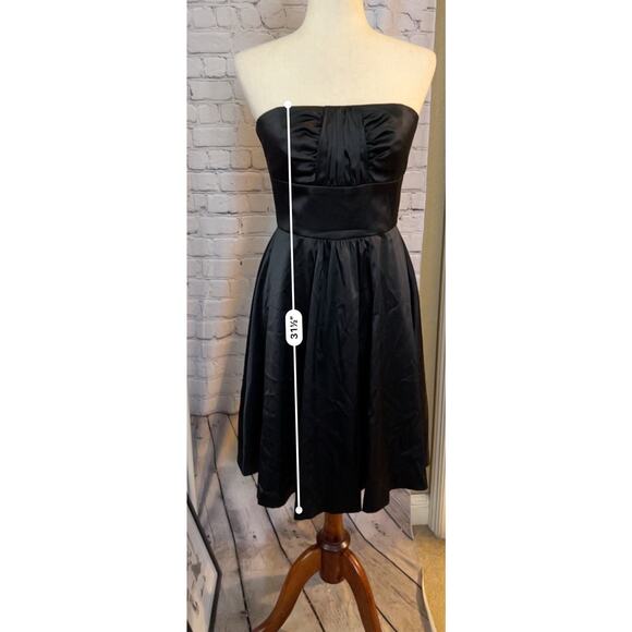 WHITE HOUSE BLACK MARKET Strapless Satin Fit & Flare Formal Dress Black Size 4 - Picture 4 of 8
